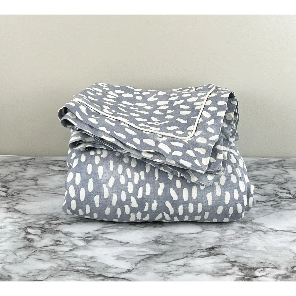 Ballard Designs Thandie Watercolor Printed Duvet Cover & 2 Shams King Size